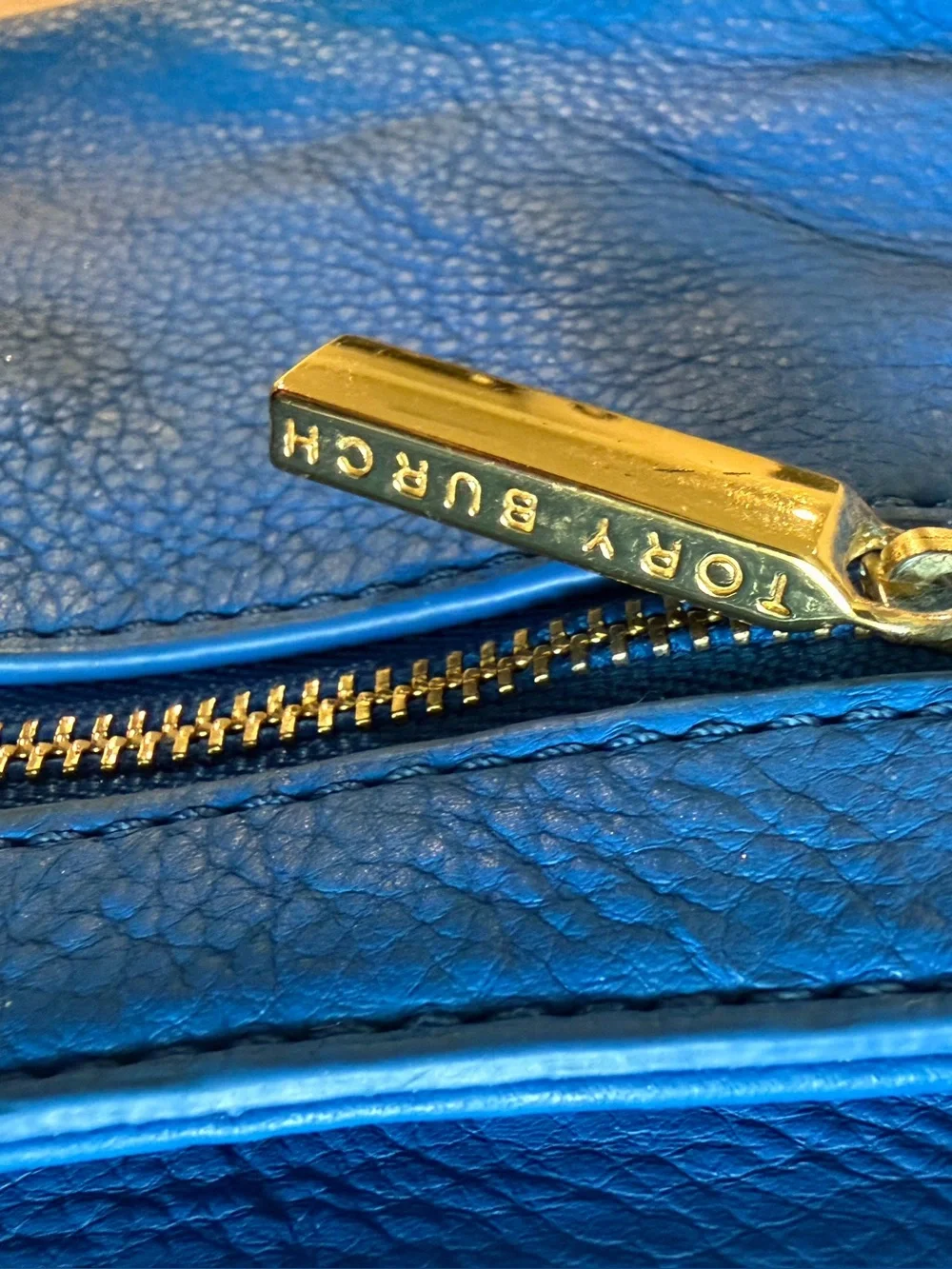 Tory Burch Amanda Foldover Messenger Bag Blue Leather Gold Chain Crossbody